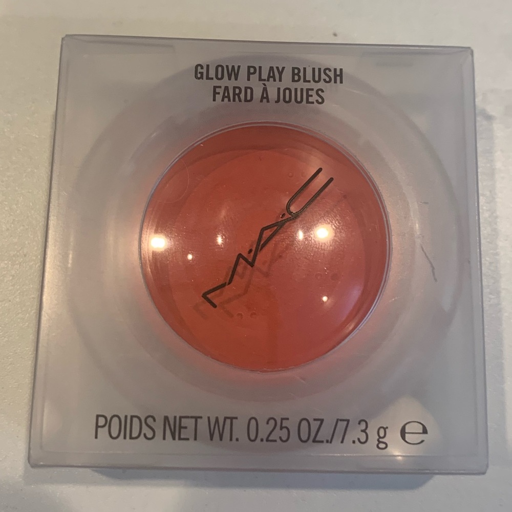 MAC cosmetics blush - shade groovy